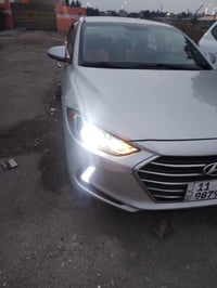 للبيع الانتره وارد أمريكي موديل ٢٠١٨ سياره بدون حادث بدون صبغ بدون بار...
