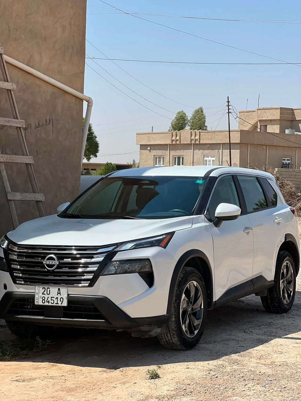 نيسان روج 2024 للبيع
سنويه جديده هزه جديده
ماشيه 30 الف
الضرر 
بيها 3 قطع صبغ بدون دواخل
بنيد وباب السايق والباب الوراه
#المواصفات 
فئة SV
محرك ٣ سلندر ( اقتصادي للاخير ونشط  )
بصمة تشغيل 
قطعتين تبريد 
خمسه أنظمة قياده 
هاند بريك بصمة 
اوتو هولد 
كروز سرعه 
شاشه كبيره
وبقية المواصفات المعروفه 
مكاني ناحية الزاب قرية إشريعه
السعر 135 وبي مجال 
***********
