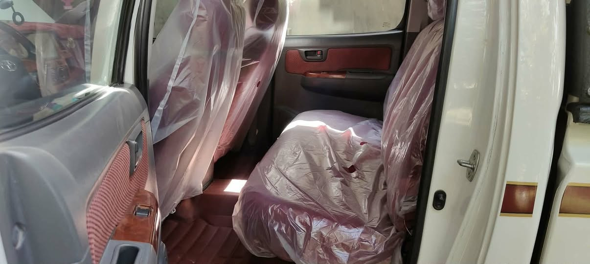 سلام عليكم ورحمة الله وبركاته بيكم فورويل 13 نظيفه كلش سياره ما بيها اي نقص كير محرك نظيف سياره مال واحد جناي بدون صبغ وبدون بارد وبدون اي شيء سياره   للاستفسار واتساب للاتصال  ***********

