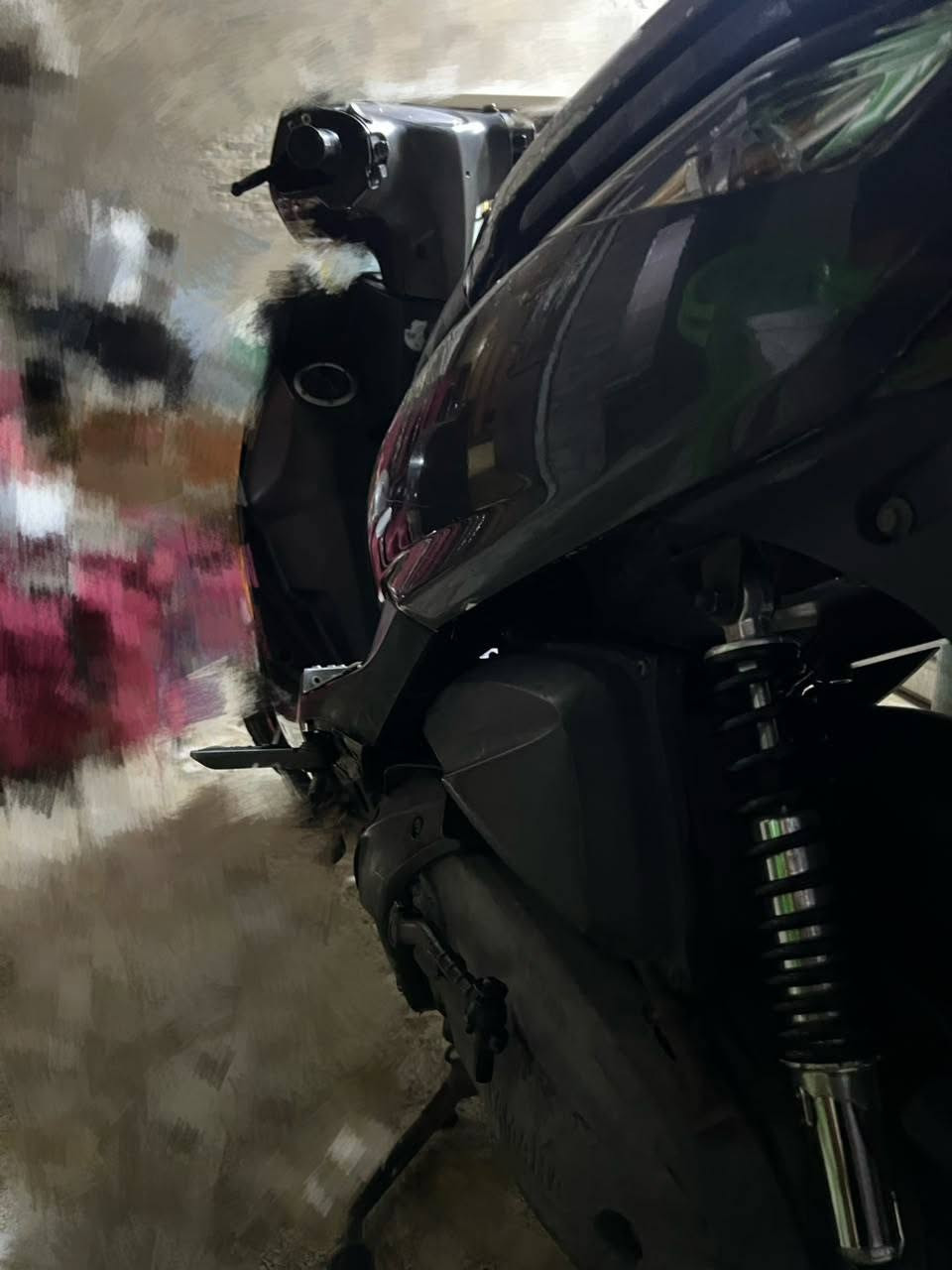 السلام عليكم دراجه ثعلب للبيع مكينه نظيفه كلجات جديده دراجه خير من الله شلعه معدل ما بيها اي نقص بس ضربه خفيفه بالكفر سعرها 800 الف وبيها مجال
للاستفسار ***********
مكاني بغداد .
