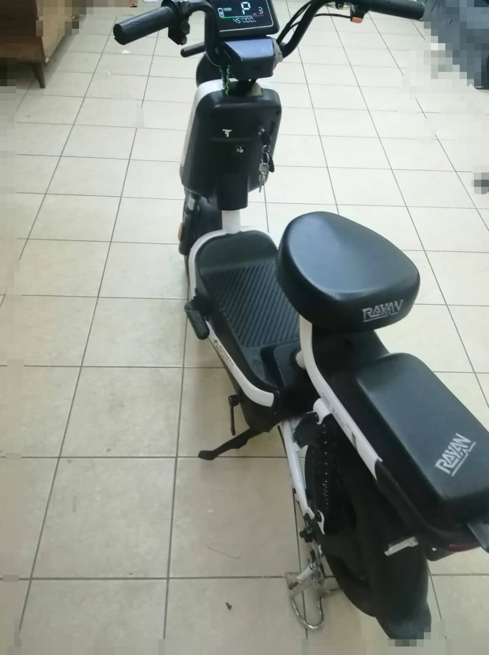 ((دراجه ريان حجم ١٤))✅
🧧استخدام قليل 
🧧مكفوله 
🧧فول مواصفات
  
رقمي للتواصل ((***********))
مجمع بسمايه👍🏼
