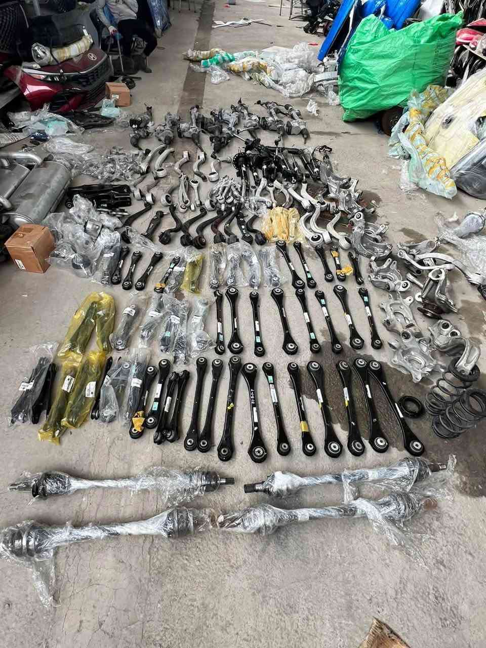 جينيسيس • ٢٠٢٢-٢٠٢٦ • جديد ومستخدم
