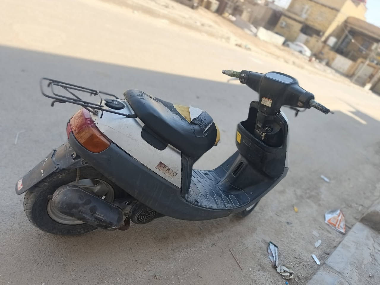 السلام عليكم دراجه بتره للبيع مكينه خرسة شغاله هندر واحد عوزها باتري
السعر 250 مكاني ناصرية مركز 
***********
