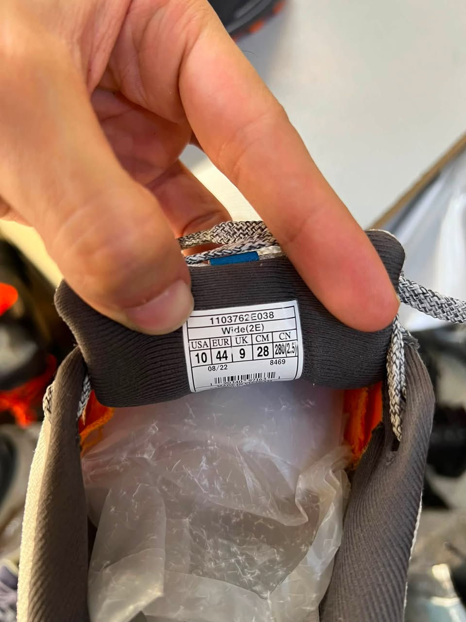 brooks cascadia
size_44_28cm
orginal
بالە مستخدم 
نظافە %100
***********
