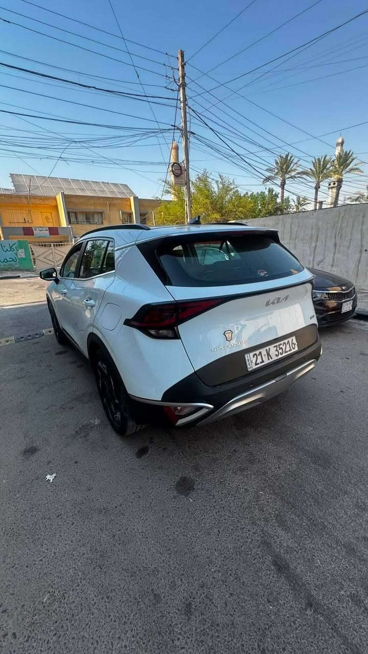 تحيه طيبه السلام عليكم 
كيا سبورتج 2023 خليجي
عداد المسافه 50 الف 

تحكمات الستيرن فول 

بصمه تشغيل وابواب 

تشغيل عن بعد

بانوراما 

مثب سرعة

حساس امامي وخلفي 

جنطة كهرباء 

دشبول دجتال 

كامرة دوارة 

تبريد خلفي 

رادار جانبي ونقطه عمياء 

كرسي السايق كهرباء  وتدفئة بالكشنات والاستيرن 

بلوجكتر امامي  ولدات امامي 

ويل كب حجم 19 

مري شفط واشاير بالمري 

شاحن واير ليس شاشة كار بلي 

شفتات بالاستيرن اوتو هولد  ومري اوتو انارة داخلية  LED 

اريل GBS

بك لايت LED 

رقم شمالي باسمي تحويل مباشرة 
السعر 207 ورقه 
اي استفسار 
***********
مكان بغداد البياع

