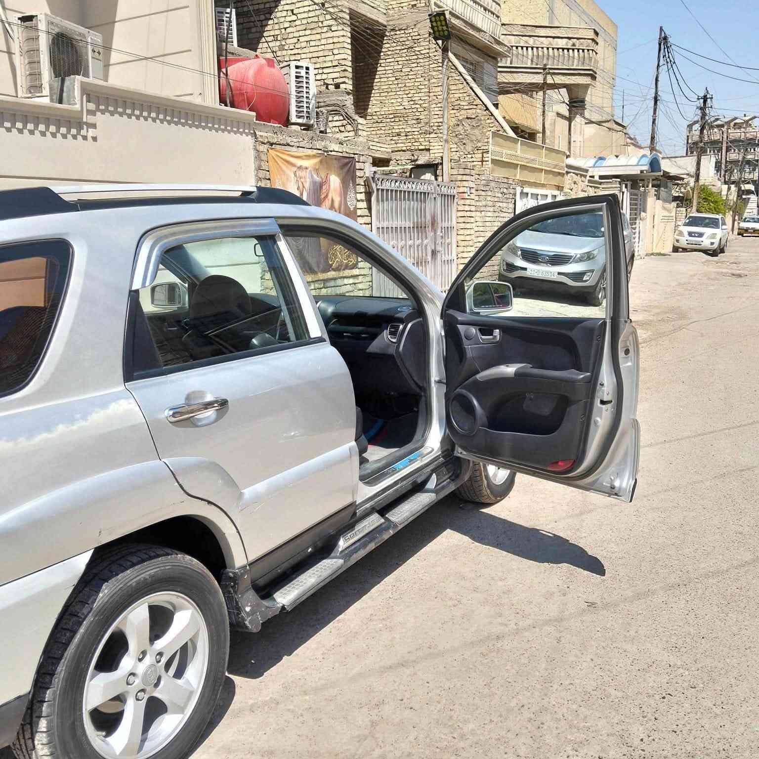 سيارة سبورتج رقم بغداد دولي
السيارة بأسمي شرط التحويل
موديل 2010
اللون سلفر 
محرك 2000 دوش
فوول مواصفات عدا البصمة
فئة Tlx
 فتحة سلايد بالقمارة 
تحكم ستيرن فول
كشنات تدفئة
كشنات كهرباء
كشنات جلد
شاشة لمس بلادي 
كامرة 
داخل اسود 
حساسات امامي خلفي
تبريد ثلج
صدر امامي خلفي جديد 
تخم تاير 
ارباكات سليمة
السيارة كير محرك شاصي لغد كلة مكفول
الجاملغات الامامية مبدلات بلاديات نفس اللون اثر ضربة كلش خفيفة

مكان السيارة بغداد 
السعر ١١٥ وبيهة مجال 
الاتصال  ***********
