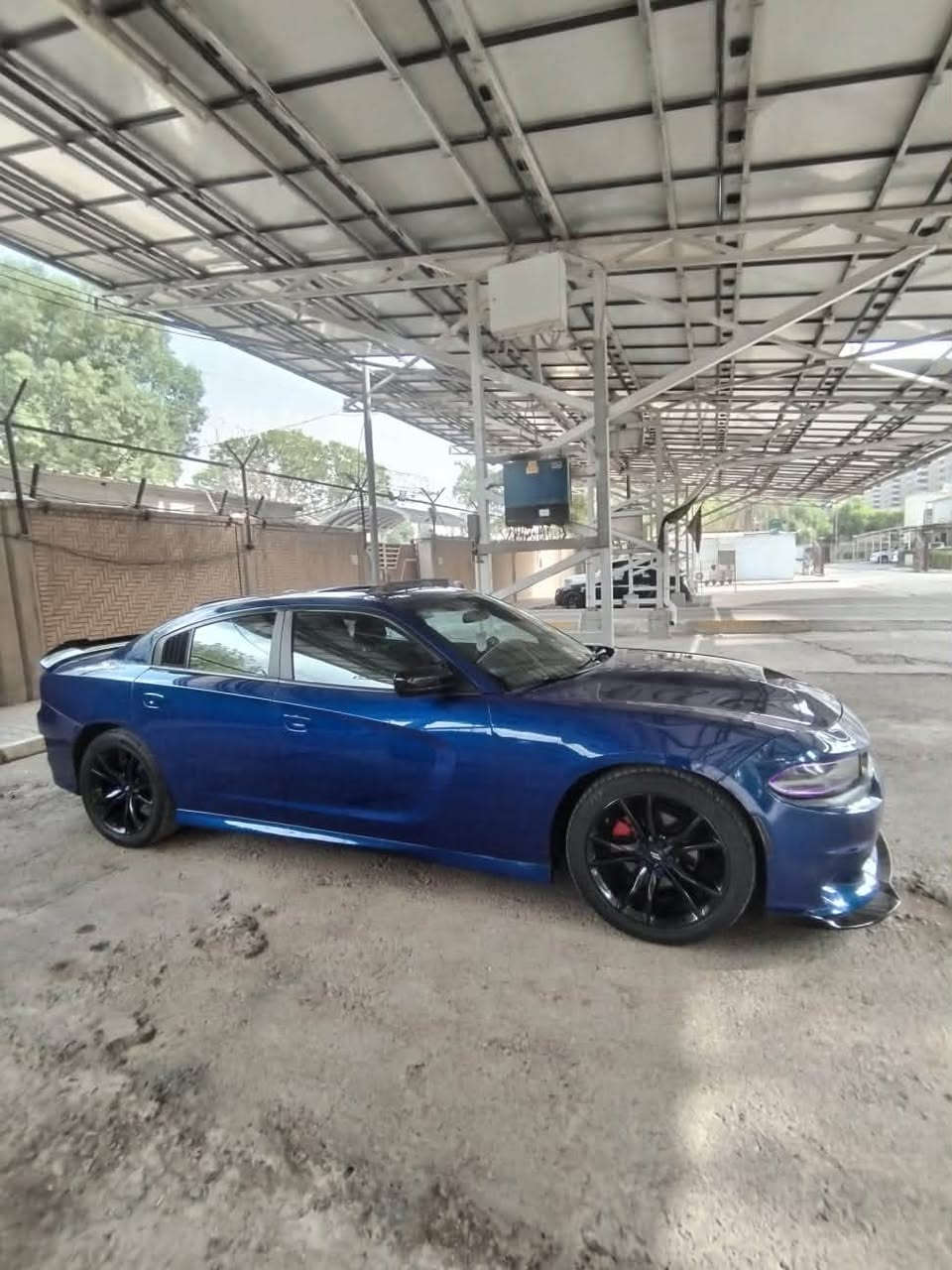سلام عليكم للبيع جارجر 2019 فول فتحة
جارجر 2019 Sxt 

مواصفات

محرك 3600

بصمة تشغيل 

وتحكمات فول 

كشن سايق كهرباء 

فتحة سقف 

حساسات 

شاشة كبيرة

سيارة حادثه جاملغات خلفية صبغ وباب ورة سايق رش بدون دواخل سيارة ماشية 63 مكان السيارة بغداد الكرخ السعر 185$

للاستفسار ***********
