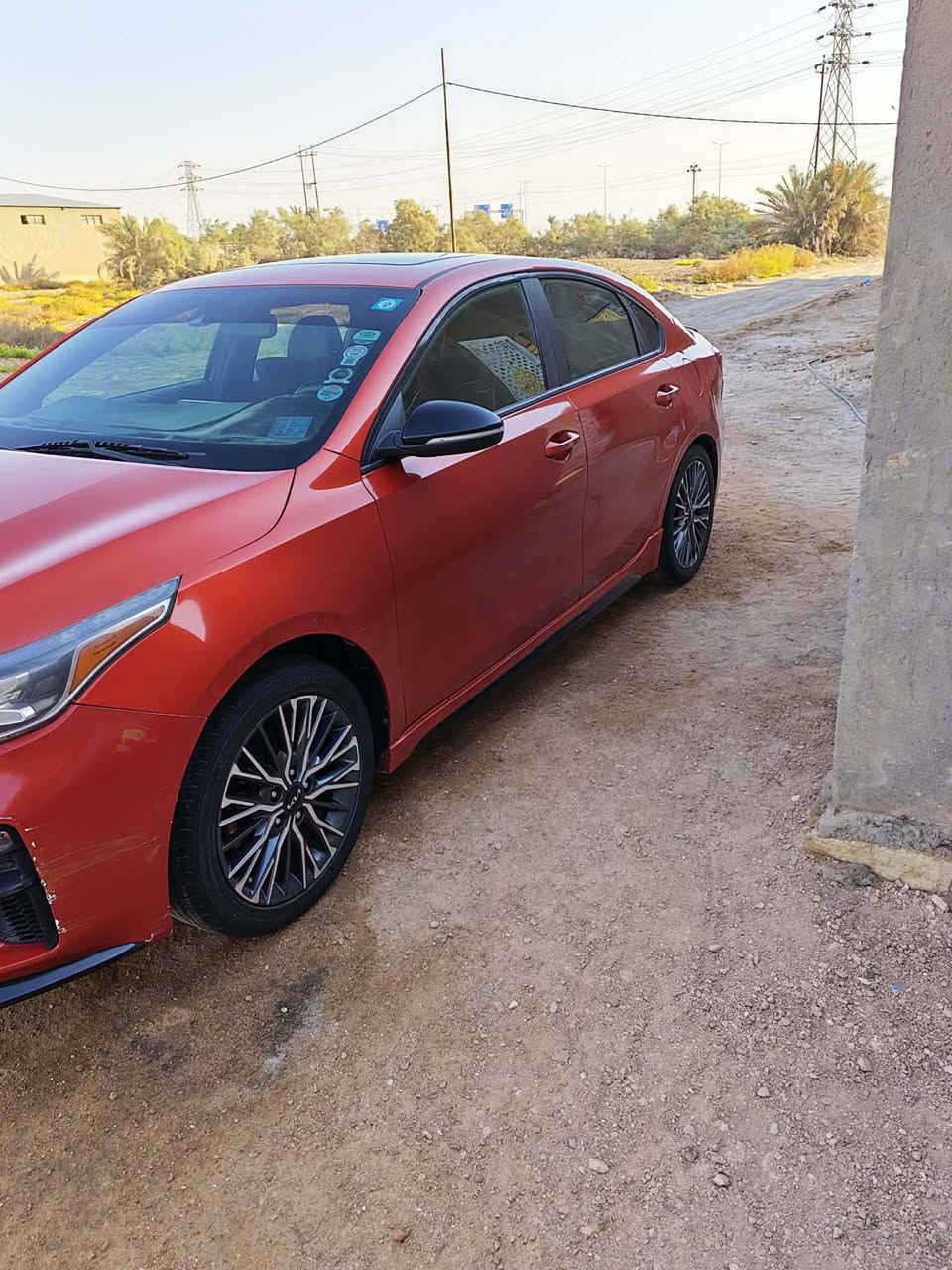 سلام عليكم فورتي وارد امريكي2020 GT سياره فول مواصفات فتحه بصمه رادار جانبي تحديد مكينه 1600 تيربو كير محور ATمسار تبريد ثلج ماشيه 60 الف سياره بيها جاملغ خلفي نفسه راجع بارد وحافه الصندوك ماشر عليها سياره رقم قادسيه باسمي تحويل مباشر للبيع او مراوس بتكسي حسب القناعه سعر 115 بيها مجال للاستفسار ***********
