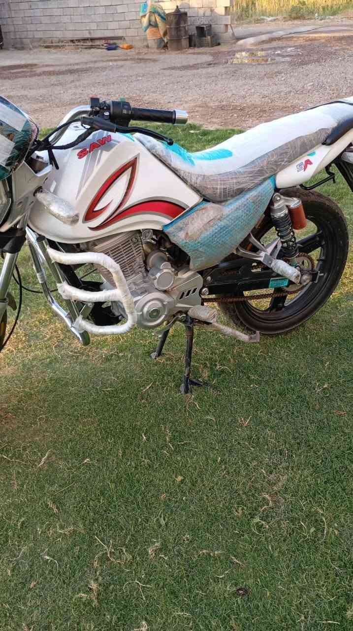 سنكي للبيع مديل 24 محرك 150بصمتين اربع سويجات التاير الخلفي مال شركه بعده دبلات شركه مملعوب بيها الموطور كامل مكمل اي نقص مابيه ممتعوب بعده شركه 
السعر مليون و325وبيه مجال مكاني الضلوعيه للاستفسار
***********
