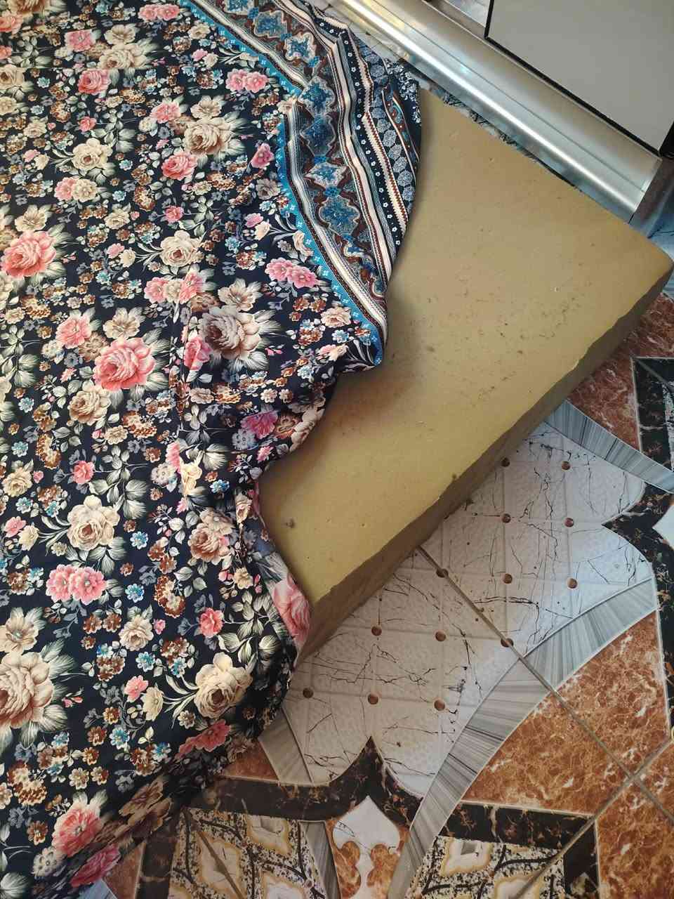 للبيع عنوان داموك ***********
