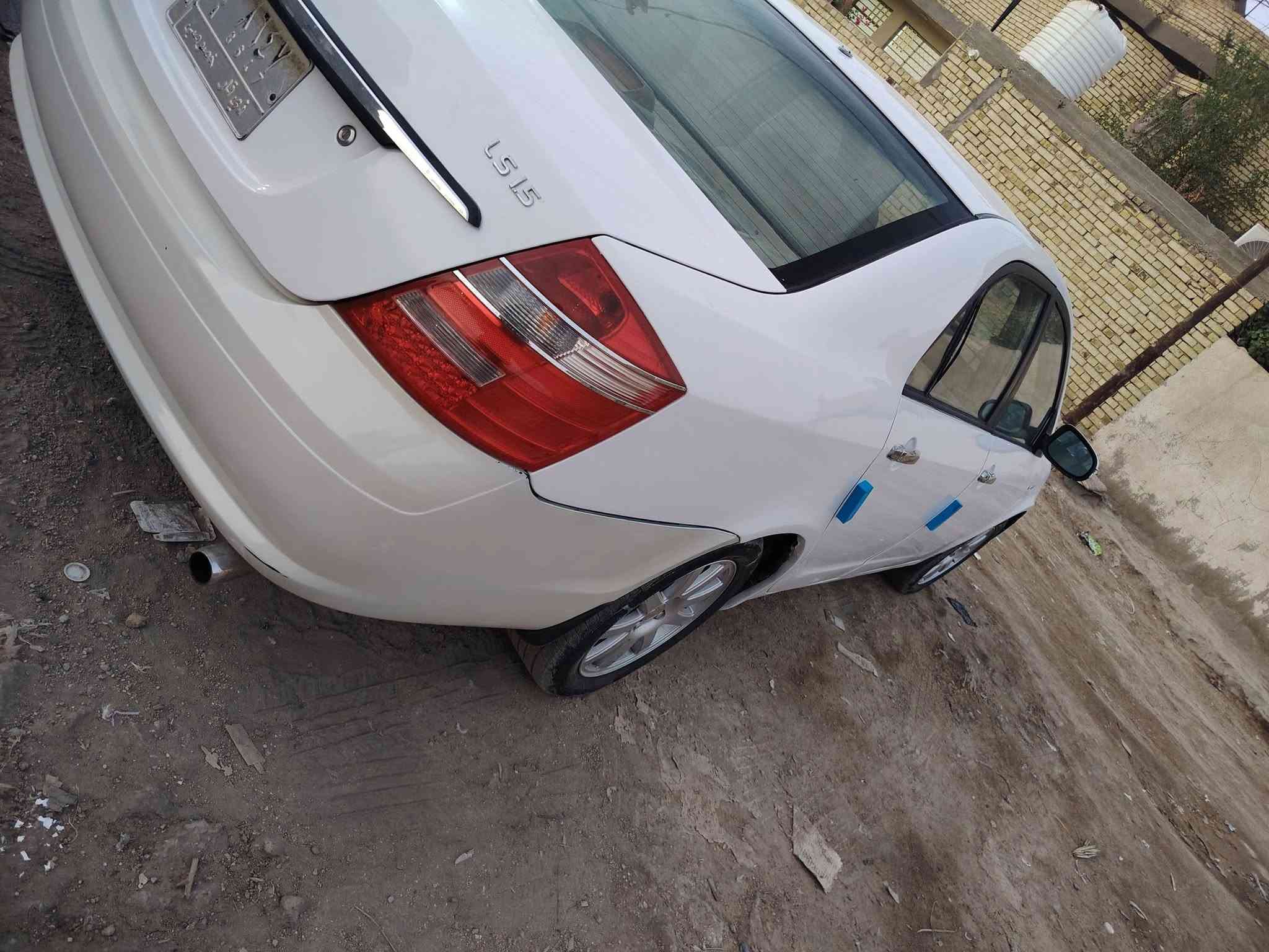 جيلي موبل • ٢٠١٢ • مكفولة من الضربة