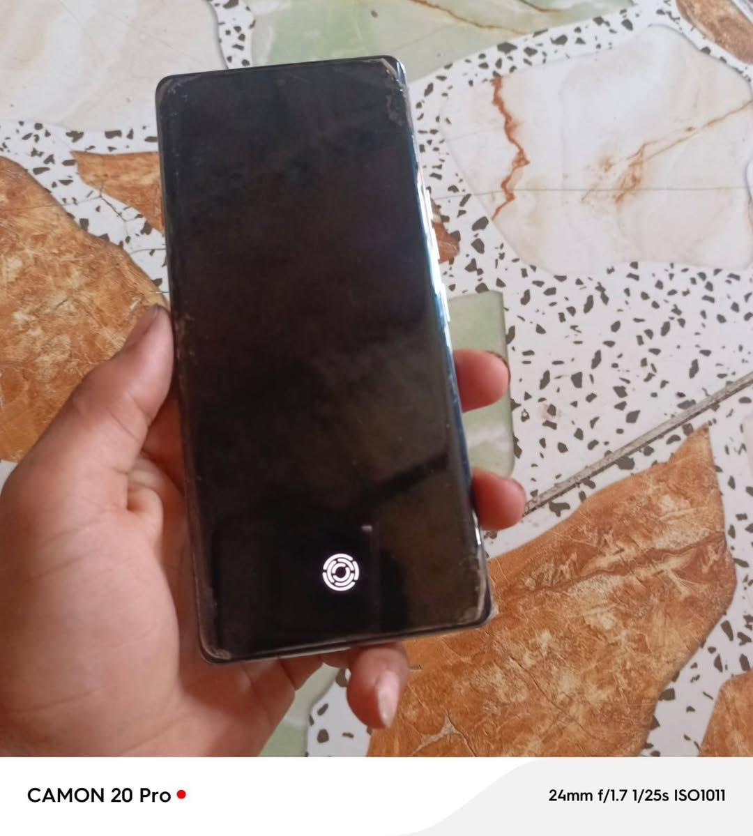 جهاز للبيع اسم جهاز تكنو كامون 40 برو فايف جي الاصلي يعني 90 فريم ببجي سعر الجهاز 240 وبي مجال مكاني بغداد الشعب رقمي ***********
