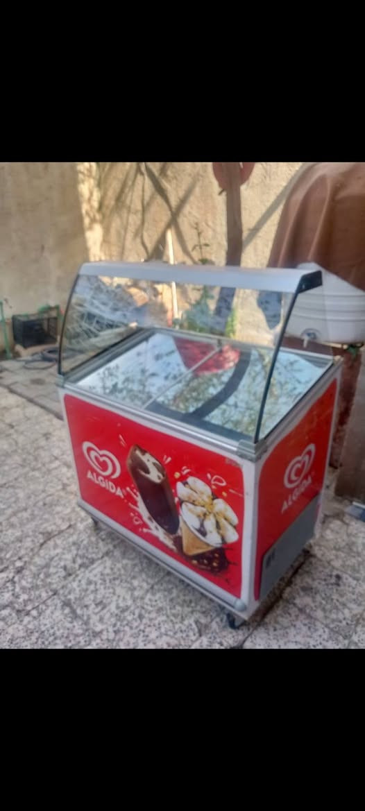 اغراض للبيع شرط الشغل والتبريد للاتصال على الرقم *********** ويوجد واتساب البصرة, العراق
