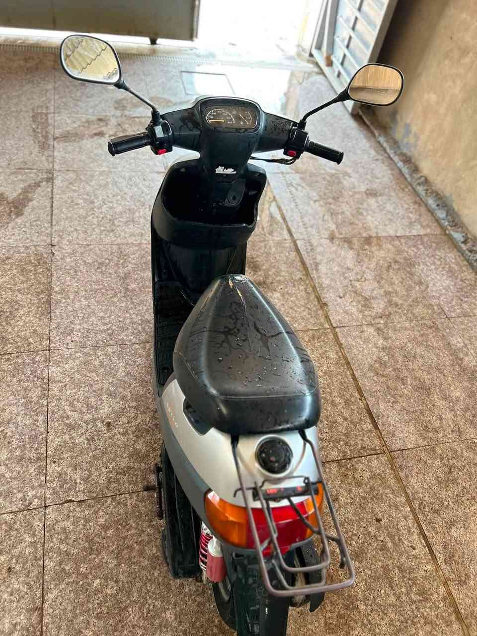 سلام عليكم دراجه للبيع بطه اخت الرمبه جديده سعر 450 وبيها مجال مكان واسط رقم الهاتف(‭***********‬)
