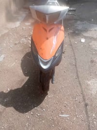 ماكس • محرك نظيف • كهربائيات طافيه