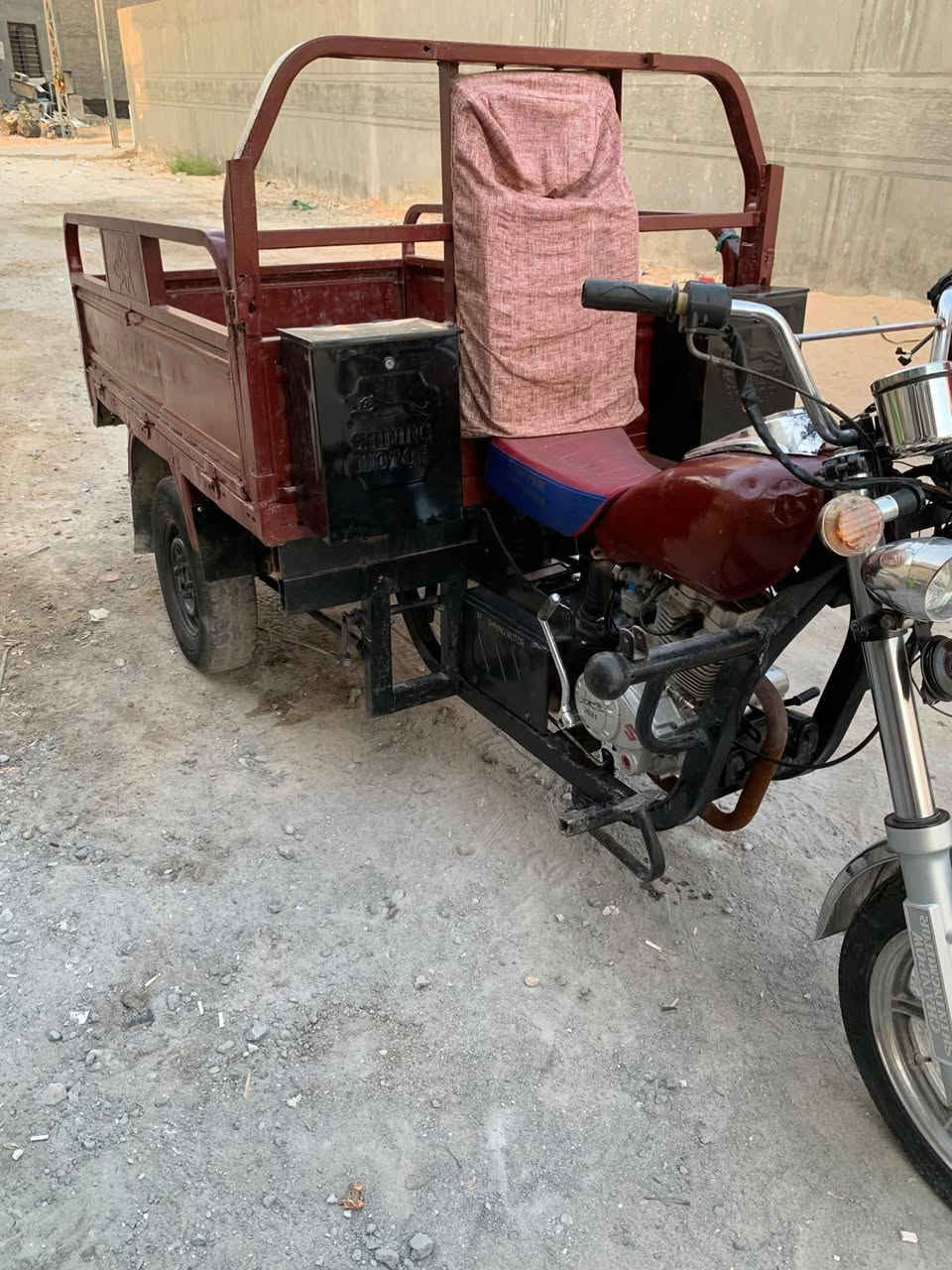 ستوته للبيع نضاف كدام عينك مكينه نضيفه تجفيت جديد كهربايات كله شغاله وجديده دبلات جداد عايزه بس شغل أوراق سكنر للاستفسار فقط واتساب
***********
+💗 
ستوته للبيع نضاف كدام عينك مكينه نضيفه تجفيت جديد كهربايات كله شغاله وجديده دبلات جداد عايزه بس شغل أوراق سكنر للاستفسار فقط واتساب
