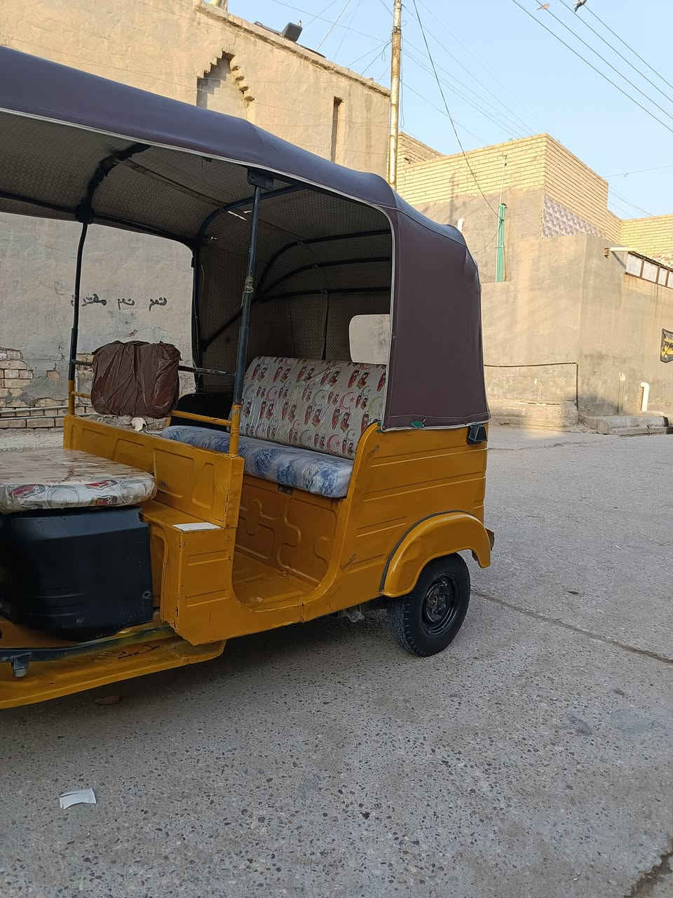 سلام عليكم تكتك للبيع 20 رقم مداور ثاني يوم
مكان ناصرية قضاء دوايه 
تفاصيل ***********
