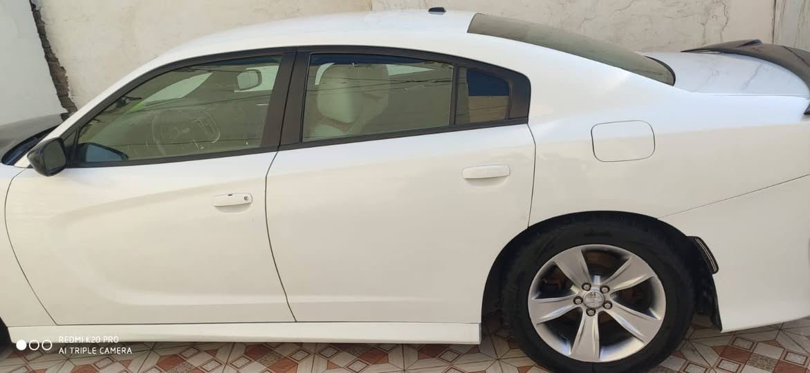 سلام عليكم
SXT
جارجر موديل 2015  معلايه 2018
سنويه باسمي صادره من مرور القادسيه
السياره محدثه GT
بيهه جاملغ وبابين صفحه السايق
كير  كفاله
محرك كفاله
تبريد كفاله
حساسات خلفيه
باتري جديد
راديتر جديد 
تخم تاير
السياره متعوب عليهه
عليهه ادامه كامله  منضومه البانزين
السعر 150
***********5 اتصل وبيهه مجال
