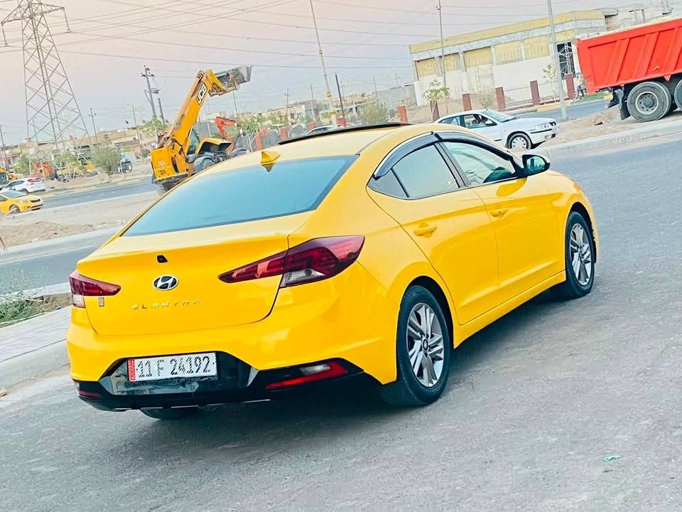 سلام عليكم النترا20 للبيع او مراوس
وارد أمريكي حادث بنيد وجاملغ جهة العبري 

بدون دواخل وبيه داير الجاملغ بس السياره فول

مواصفات للاخير وجاهزه حداديه تايرات كبل لشارع 

مكان السياره كربلاء سعره 115

***********
