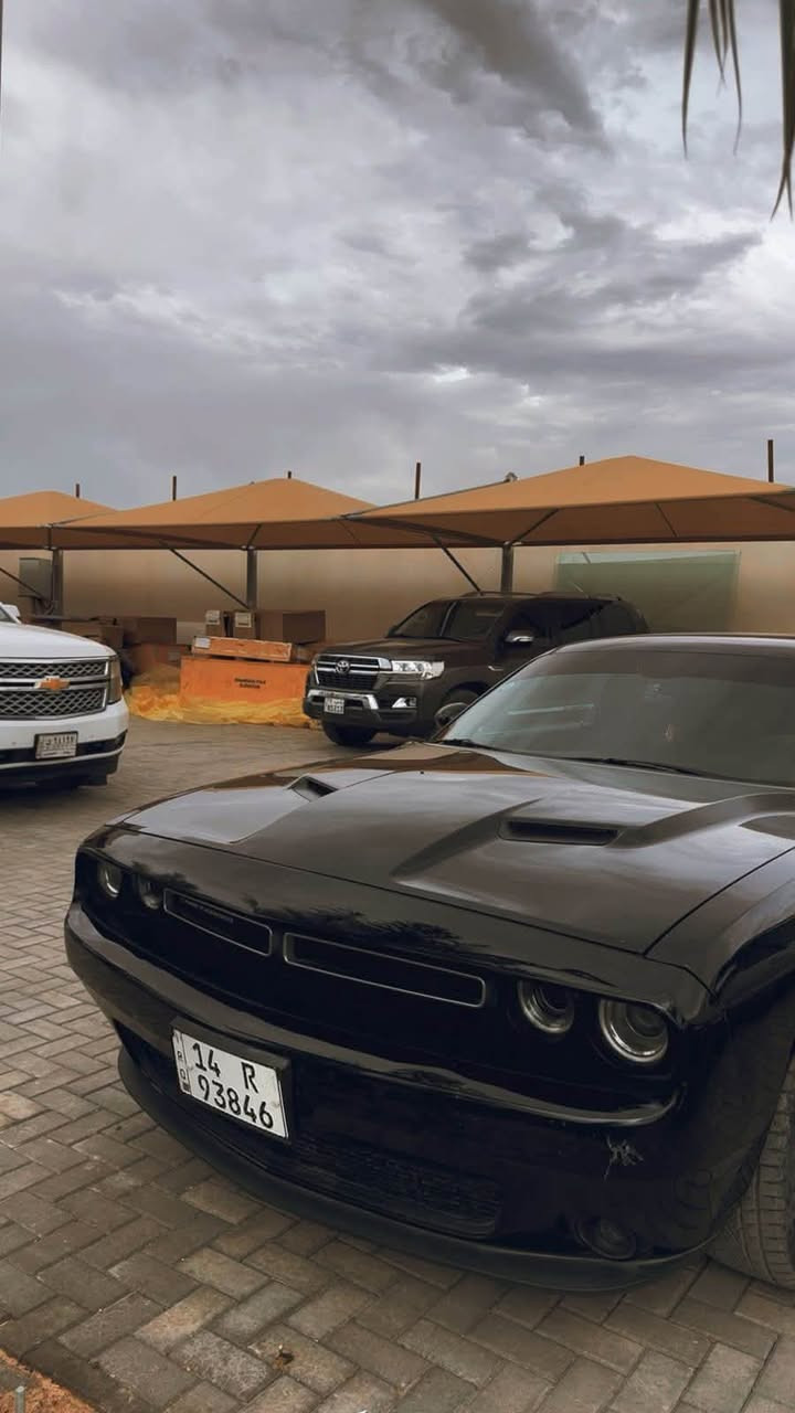 موديل 21  
6 سلندر 
3 قطع صبغ 
جاملغ امامي و باب ايمن
جاملغ خلفي ايسر
بدون تبديل وارد كندي
بأسمي تحويل ثاني يوم 
السعر 175 بيها مجال قليل 
للاستفسار ***********
