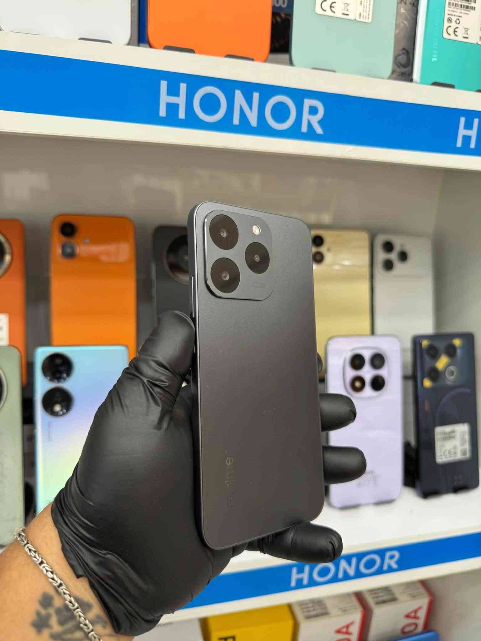 🔥📱 وصلت أجهزة مستعملة اليوم 📱🔥
✨ أجهزة مستعملة فول نضافة
📱 آيفون • سامسونگ • هونر • شاومي • تكنو • إنفنكس وغيرها
💾 جميع الذواكر والفئات متوفرة
🔋 بطاريات ونسب مختلفة
✅ فحص وتجهيز قبل البيع

🔥 اختيارات قوية وأسعار منافسة
📩 للحجز والاستفسار راسلنا خاص

#أجهزة_مستعملة #موبايلات #آيفون #سامسونگ #هونر #شاومي #اتصالات العنوان:
النجف الأشرف – شارع الغدير – فرات – مجاور السعبري

📞 للتواصل والاستفسار:
***********
