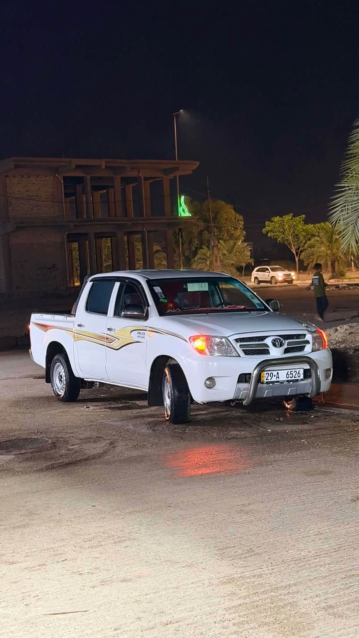 فلونزه لبيع ٢٠٠٦ تخم تاير تبريد جديد سياره قطرت صبغ مابيه مكينه مجفته قبل شهر ١٣٠ وبيه مجال قليل ***********
