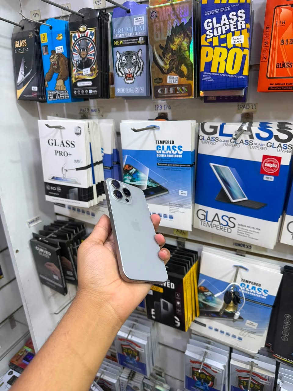 iPhone 15 pro max
البطارية 78

شرط مايصرف شحن✅

الذاكرة 256

ماستر عربي AAA

ب سعر راح يصير بي عرض قويي( اخو بلاششش)🔥🔥🔥

الضمان لدى مركزنا 5 ايام من تاريخ الشراء✅

-الديوانية—سوك هرج—مركز الموسوي—قرب كراج الطوابق

للحجز

***********
