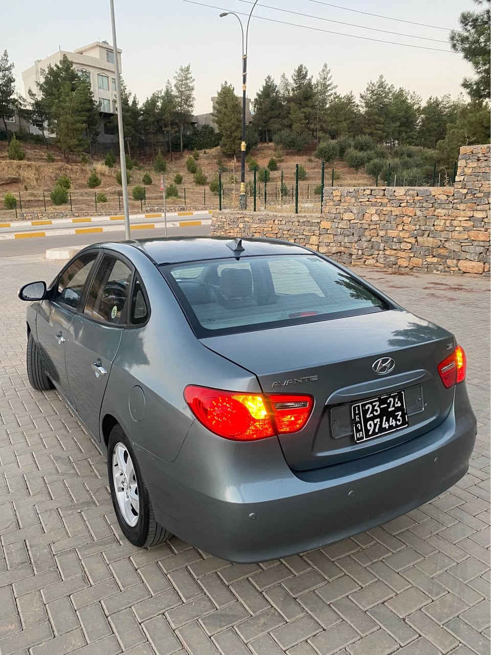 سەرەتا بە ناوی خوای گەورە و میهرەبان

هۆندای ئەڤانتی
مۆدیل ٢٠١٠
مواسفات خلیجی(کۆری) فول مواسفات بەس سڵاید نیە گیچ وەنەوشە و ئیکۆیە و لێزەری و ٤ کوشن جڵد و کوشن ئیتەرە و تەبرید لەمسە و بیلاد شاشە و کامیرا و حاسەیە و دەبل گیچ و دەبل ایرباگ و سوکان ڤۆلیۆم و ئاوینە ئیشارەت و ئاوینە ئیتەرە و ئاوینە کارەبایی و ویل کەپە و قفل مرکزی و سیستەمی ABS و لایت ڕەش و لایت ئۆتۆیە و ٤ جام کارەبایی و ئۆتۆیە و زۆر مواسفاتی تر..!
نموونە لە جوانی و پاکی
گیر و مەکینە و کارەبایی و تەبرید و تەقە و رەقە و تندوتۆلی بەشەرت
گیر و مەکینەی بەشەرت نەکراوەتەوە مەکینە مەرخوب ١٦ دەکشن بەرز
٤ تایە و ویلی لۆکی بیلادی لە ژێرە
١٣٠ هەزار کیلۆمەتر حەقیقی رۆشتووە
سەیارەکە لێزەری دوبەی(بڕاوەیە) و کامل مەسروف کراوە
دەعم و لیدراوی و بۆیاخی نیە
پیش و دوای کەپسە و سەقف و شان و چواردەوری شوشەیی
سەقف و کەڤەر و خایسی بەشەرت
ناو دەری زۆر جوان و پاک ماوەتەوە بل پاکەت 📦
سەیارەکە ماڵانە و دیناریک مەسروفی نیە 
ماڵی دۆستە و بۆ عەیب و عار و مەسروف پرسیار مەکە.!
شوین// هەڵەبجەی شەهید
سعری// ٤٨ گڵا و مجالیکی برایانە

ئاسیا// ***********
کۆرەک// ***********

واتساب و ڤایبەری لەسەرە.! حلبجة, السليمانية
