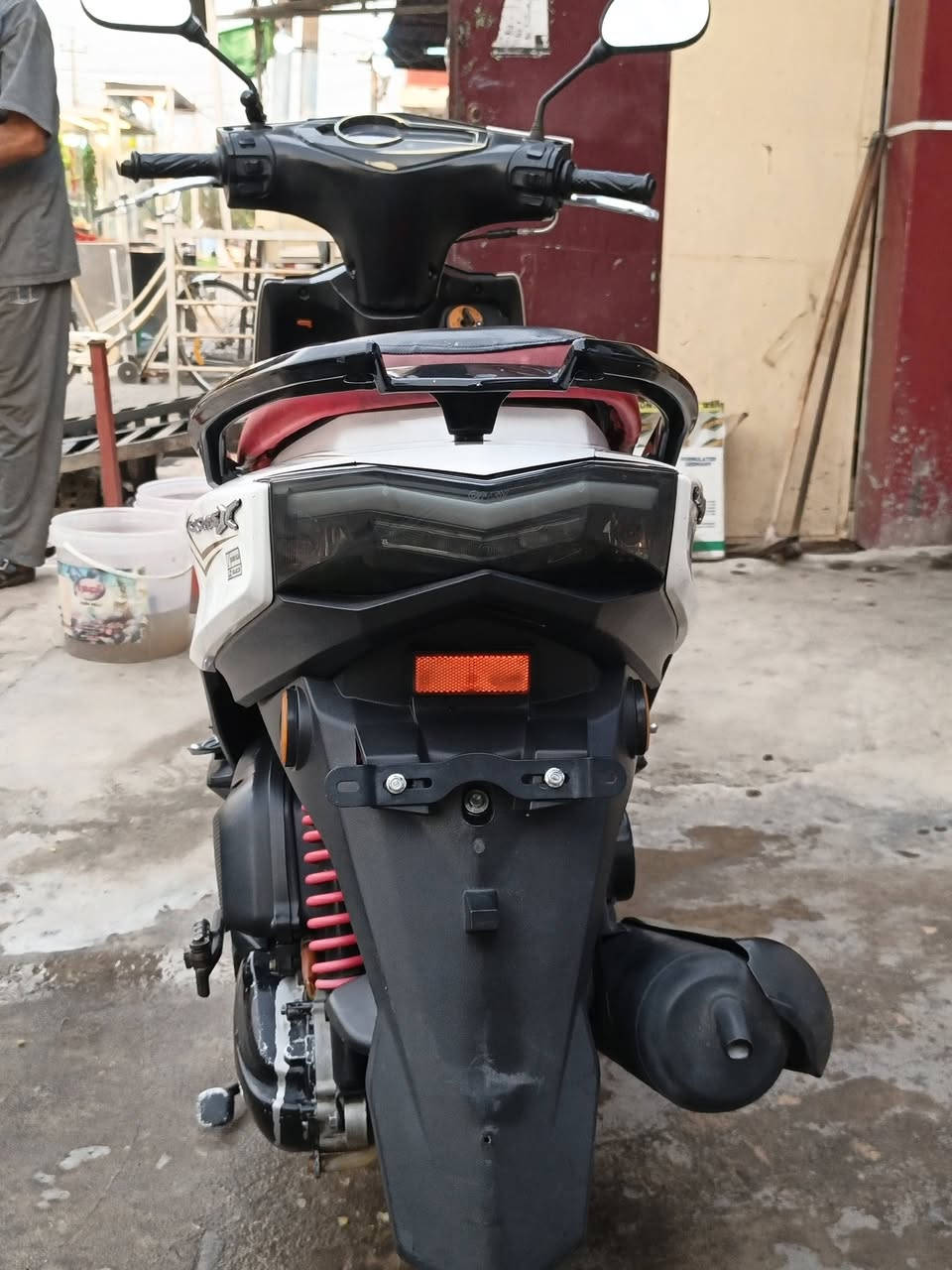 سكنس • ياباني • مكاني