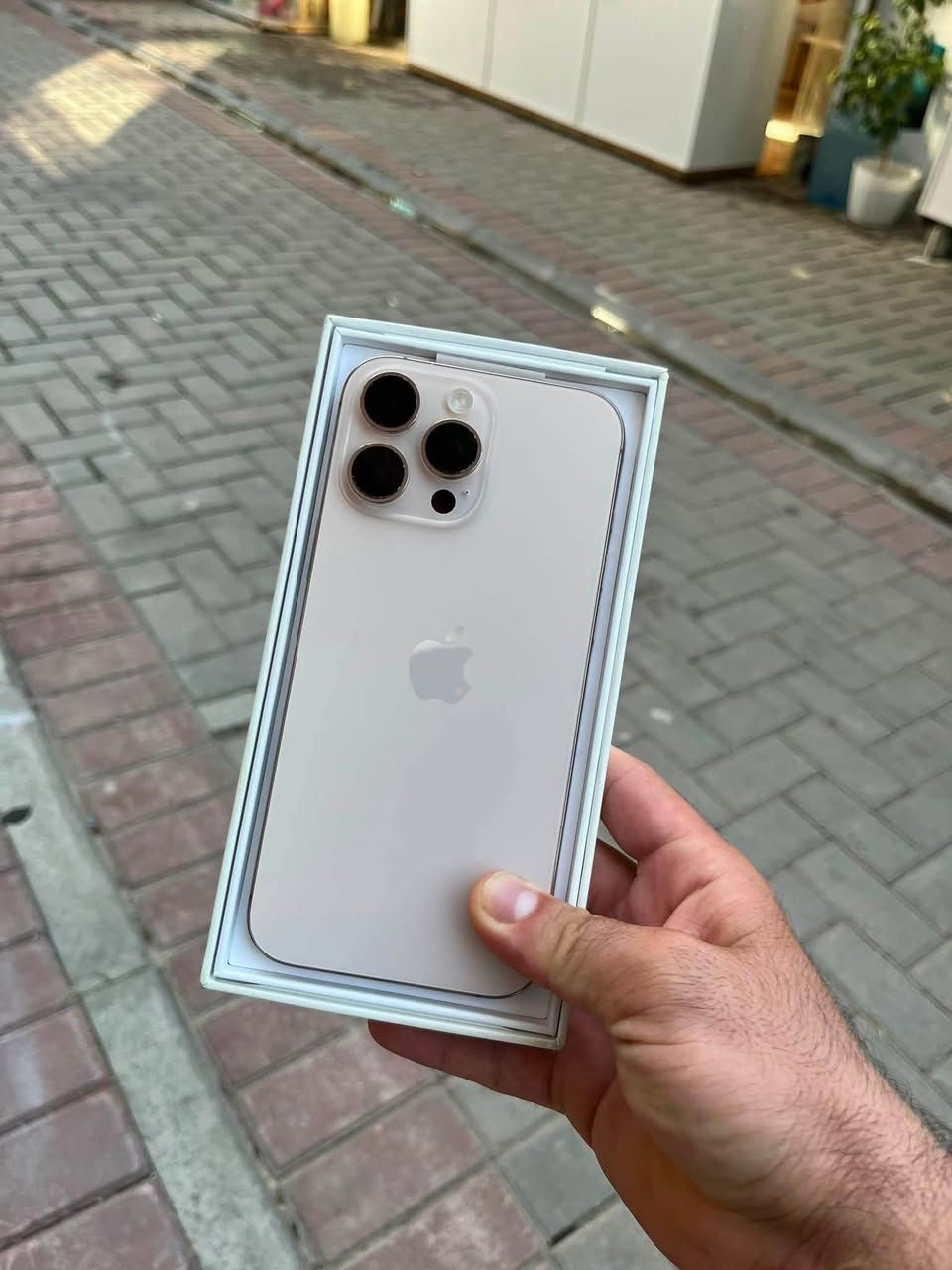 iphone 16 Pro Max
2 Sim   ZA/A

256 Gb

🔋87 % لە کۆمپیتەر 89یە

کارتۆنو شەحنی بیلادی لەگەڵە 

بەزەمان هەموشت نەکراوە

گەیاندن بەردەستە

نرخ 870$

***********
