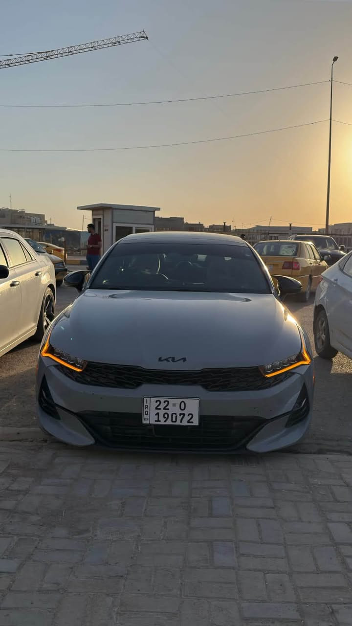 للبيع

كيا K5 موديل 2023 (GT-Line)
 الفئة: GT-Line (أعلى مواصفات)
 المحرك: 1.6T توربو
 اللون: سمنتي مميز
 المسافة المقطوعة: 85,000 كيلومتر (بالكيلو وليس الميل)
 الحالة: نظيفة جداً وبحالة ممتازة
الحادث:قطعتين صبغ بجم كبس بدون ارباك
المواصفات:
 فتحة سقف بانوراما
 قيادة ذاتية 
 تحديد مسار
 نظام تثبيت السرعة الذكي
 توقف ذاتي 
 تدفئة وتبريد للكشنات الأمامية
 تدفئة للكشنات الخلفية
 خزن ميموري
 شاشة عرض كبيرة تدعم أبل كاربلاي (Apple CarPlay)
نظام (AWD / فور ويل)

 السعر: (182 وبيها مجال)
الموقع : الديوانية 
***********
