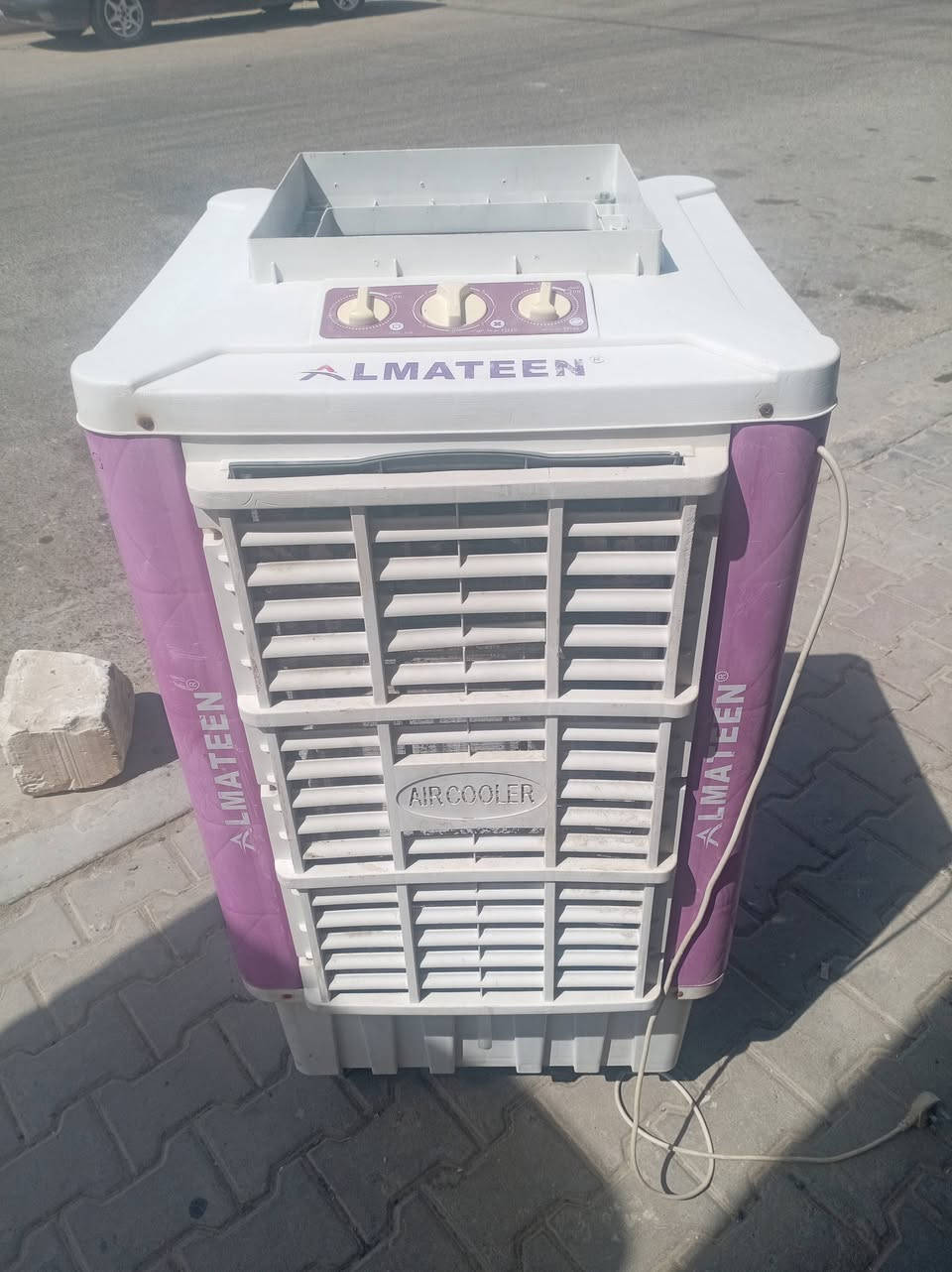 مبردة ام الدكت
نقصه دكت و ووتربم و ليف
تشتغل ٣ سريع كلشي ما بيه
سعره ب١٠٠
كربلاء حي العسكري العابد صيدلية الرونق ***********

