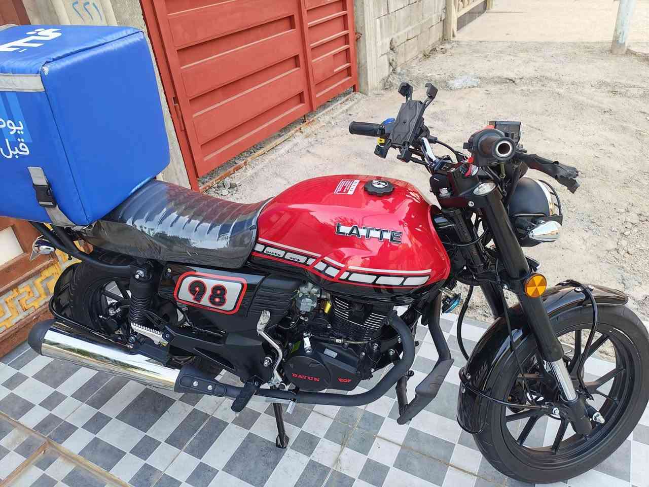 لاتي دايون 
ماطور نضيف اخو الجديد برغي ما مفتوح بي 
رقم أربيل 
 السعر مليونين 850 بي مجال شي قليل 
بسمي شرط التحويل
***********
***********
