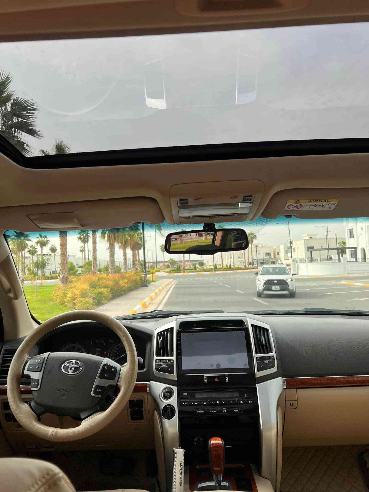 لاندكروز GXR • ٢٠١٥ • بلا ضمان