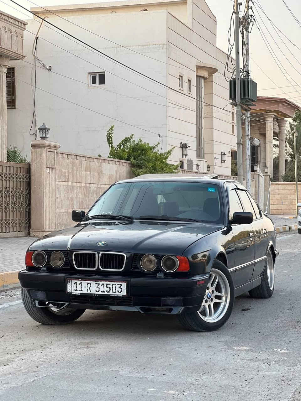 السلام عليكم 
للبيع بي ام 525 موديل 92 كير محرك شرط تبريد ثلج سياره كلشي ماناقصها خير من الله تخم تاير جديد ويل m 
السعر 57 
مكان صلاح الدين 
رقم هاتف ***********
