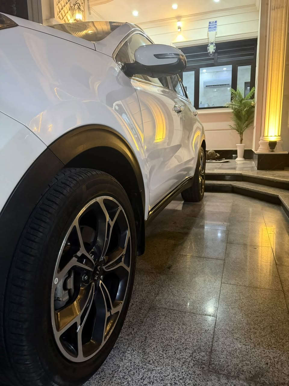 السلام عليكم 🕊️
سبورتج 2021 جيتي لاين ( المقدسه) 🚗✨
فول مواصفات للاخير اعلى فئة 1/1
مكفولة من صبغ وتبديل كفالة عامة عدى رصعة بسيطة في اسفل الباب الخلفي 🛡️
وكالة الشركة الدولية ام الضمان
بصمه تشغيل 📲
بانوراما 🌌
كراسي كهرباء ⚡️
كراسي جلد اصلي 🐮
مكينه 2000 دوش 🌬️
هاند بريك بصمه
شاحن واير ليس 🔌
شاشه ابل كار بلي 📱
اريل نفكيتر 🚪
كامره دواره 📹
قطعتين تبريد ❄️
تشغيل عن بعد 📡
3 انظمه قياده 🏁
كراسي اماميه كهرباء ⚡️
حساس امامي وخلفي 📏
8 ايرباك عدد 🛡️
لايت LED 💡
كشافات زينون 🔦
بكلايت LED 🚙
ويل كب 19 ⚙️
شفتات مقود 🎛️
وباقي المواصفات المعروفه ✅
رقم بغداد جديد بإسمي تحويل مباشر 📄
سيارة جديده بلعافيه ع الياخذها 😍
ماشيه 70km 📉

مكان السيارة بغداد 📍

*********** 📞

السعر :: 220 وبيهه مجال بسيط حك الجية 💰

