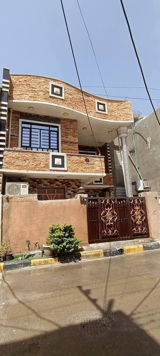 المنزل للبيع الزعفرانيه الشارع العام مجاور الجامع العلي العظيم مقابل مدرسه المكارم الاهليه
