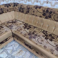 ديوان • ١١ مقعد • يحتاج ترتيب