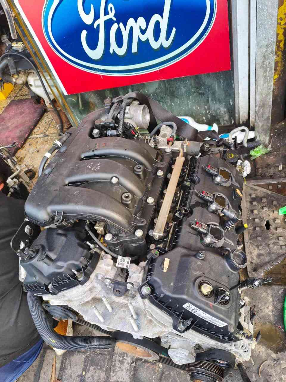 وصول وجبه محركات فورد 6 سلندر 3500 العنوان الطالبية قرب جسر القناة 
***********
