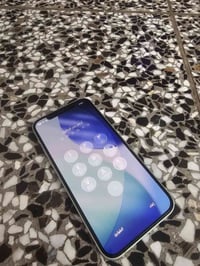 ايفون 12 • ١٢٨ جيجا • بطارية ٧٧%