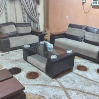 كنب • بحالة جيدة جداً