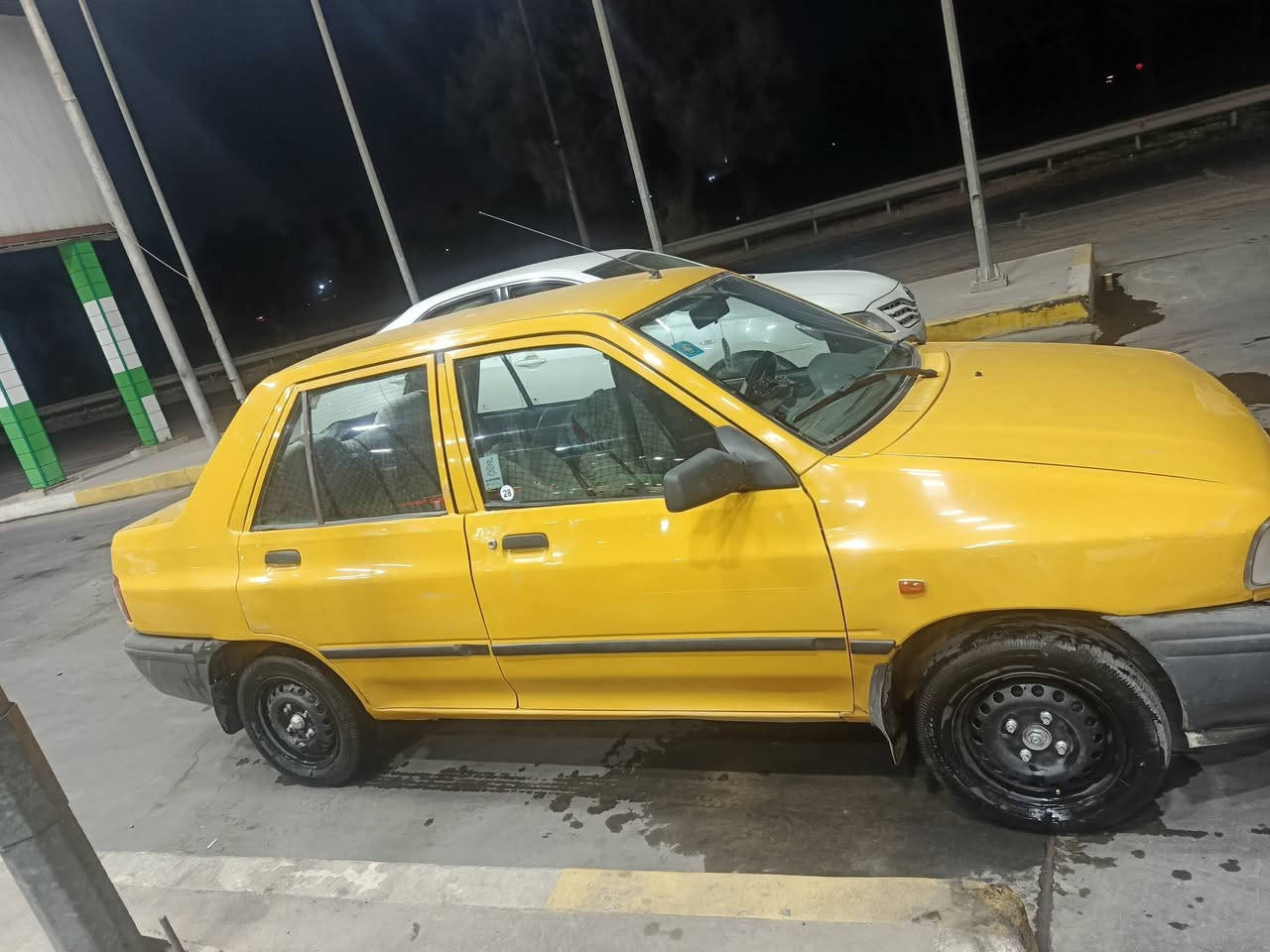 سايبا موديل ١٨رقم بغداد بسمي مقفول من كل شي سعر37عنوان بغداد, ***********
