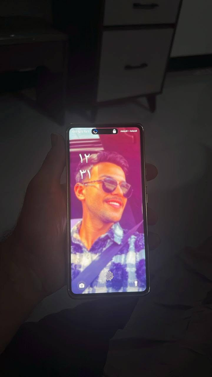 زيرو 30 جهاز نضيف حيل ما بدل بي اي شيء بي بس ضربه هاي و ما ماثره ع اي شيء السعر220 وبي مجال مكاني بغداد *********** واتساب
