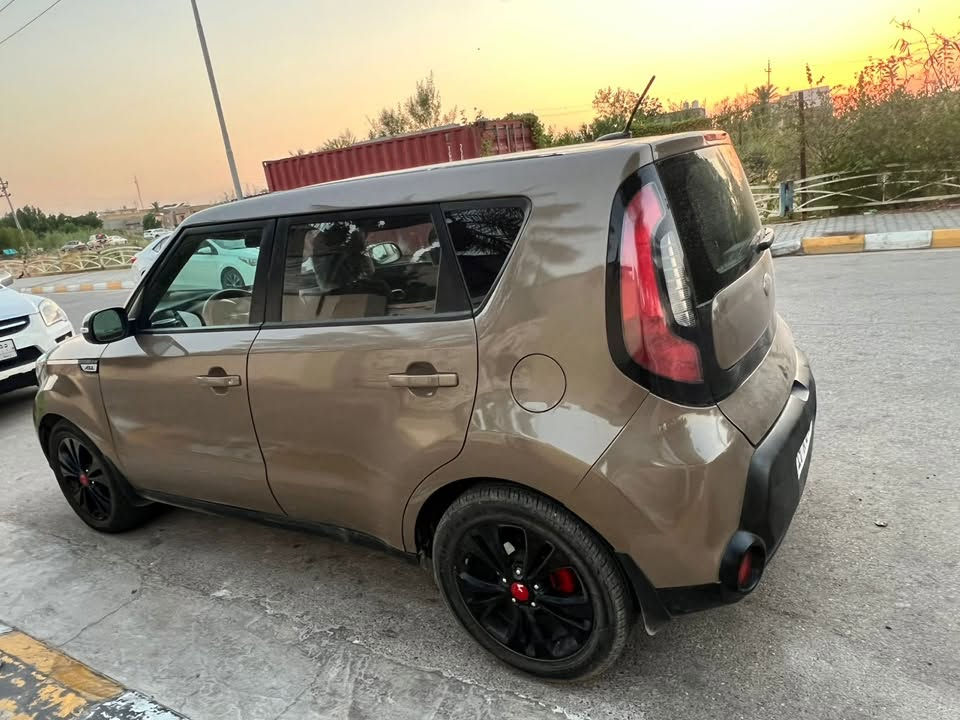 صول 14 مكينه 2000gdi
صبغ حزام تبديل بابين وبنيد 
مكانها واسط رقم كربلاء تحويل مباشر مشروع وطني 
ب80 وبيها مجال قليل 
اذا تحبون استفسار اكثر اتصلو ع رقم ***********
