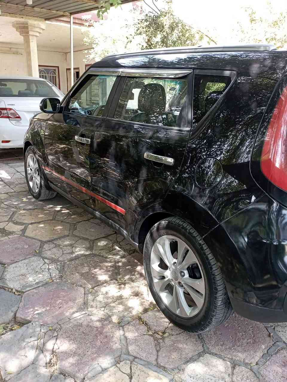 كيا صول 2018رقم بغداددولي بسمي مكينه 2000حادث قبق جنطه بيه صبغ بالبنيدموضح بالسوناربدون دواخل بدون ايرباك مواصفاتsx فول مواصفات  بصمه بانوراما لدامامي خلفي كشن جلدكهرباء مري شفط بعدبيه هواي مواصفات سياره جاهزه من كلشي السعر108موبايل ***********
