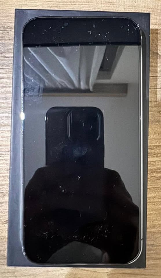سلام عليكم
للبيع : iPhone 13 Pro Max 

 اسود بطارية 78% - 256GB

مبدل شاشة اصلية من ابل 

مبدل كاميرا اصلية من ابل 

جهاز نظيف جداً 

سعر : 600 بي مجال بسيط 

للتواصل : *********** واتساب فقط
