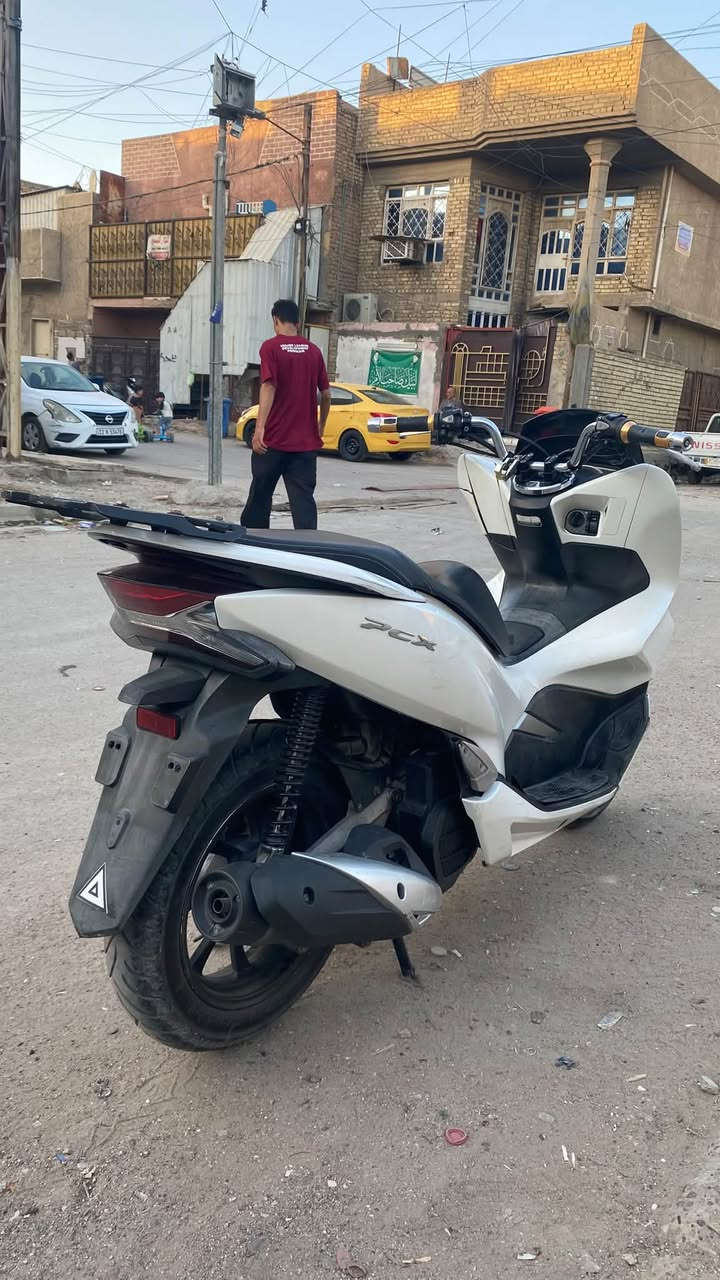 سلام عليكم بيسي اكس جيل٣كوري للبيع كفاله شلعه معدل خير من الله مكينه مامفتوحه تخبل العنوان بغداد مدينه الصدر الرقم ***********الشراي يتصل
