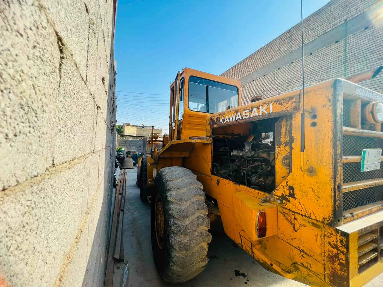 كاوسكي للبيع حجم 70موديل 81محرك بي لابخار ولاصرف تخم تاير 80بريك 4ويالة مكينة بلادية  وجاهزة للعمل رقم ديالى الماني بسمي للاستفسار ***********##***********
