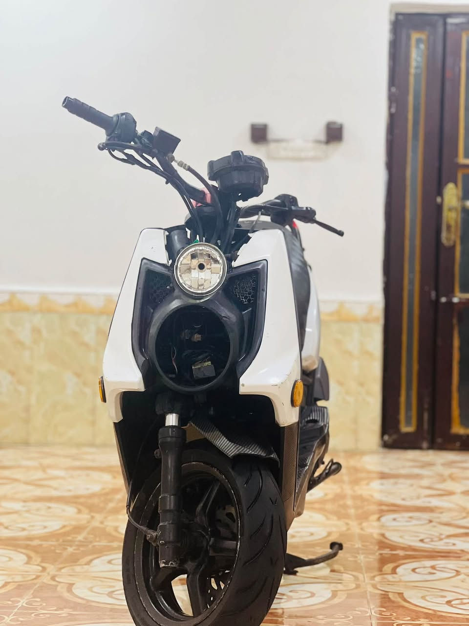 سلام عليكم للبيع فقط سكنس جبلي رمبه مطلعهة ع ايدي مكفوله كفاله عامه مكينه وكفر وكهربياات نقصها بس ماصده كلشي شغال دراجه مانقصه برغي مال جناي بانزين كله محسن ودهن امزويل شراي يتصل مكاني بابل محاويل/***********
