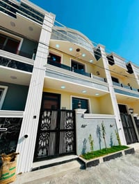 🏠#للبيع_بيت_50متر واجهيه 5متر نزال 10متر 🏗️بناء طابقين وبيتونه   📍العن...
